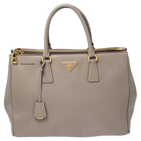 prada argilla grey